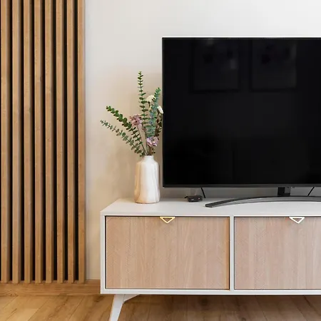 Apartment Kolejowa High